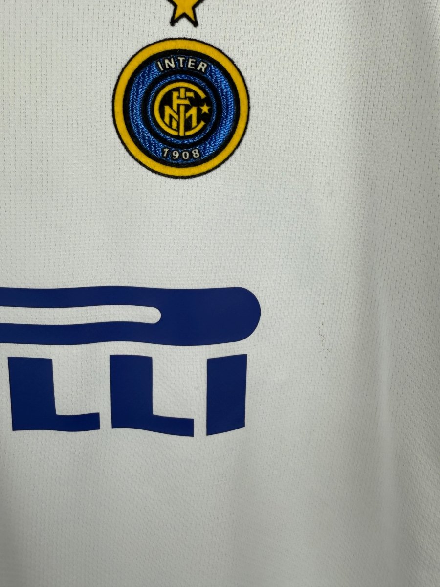 Adriano - Inter 2006/07 away shirt π§π·