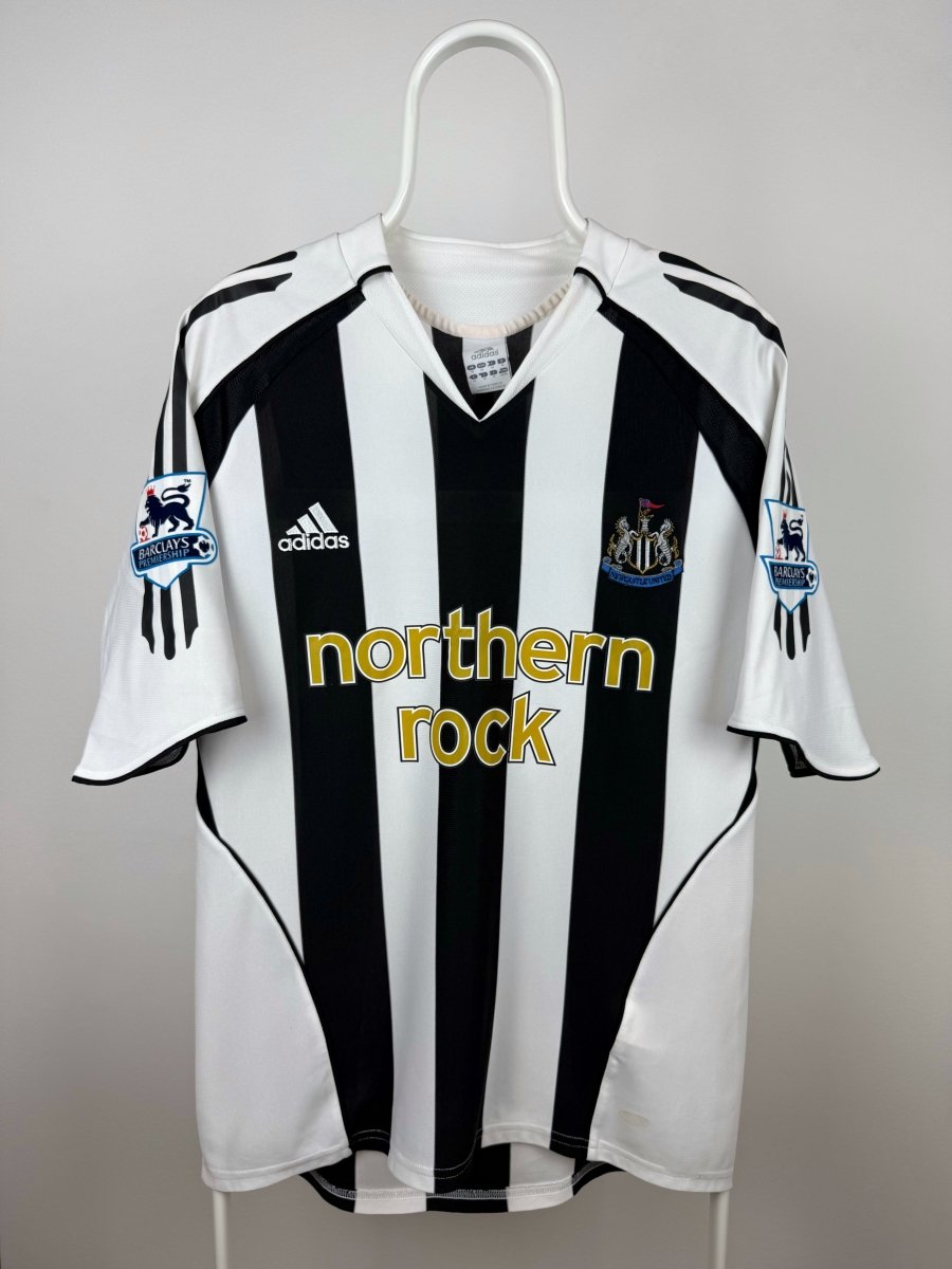 Alan Shearer - Newcastle 2005/06 home shirt ๐ด๓ ง๓ ข๓ ฅ๓ ฎ๓ ง๓ ฟ