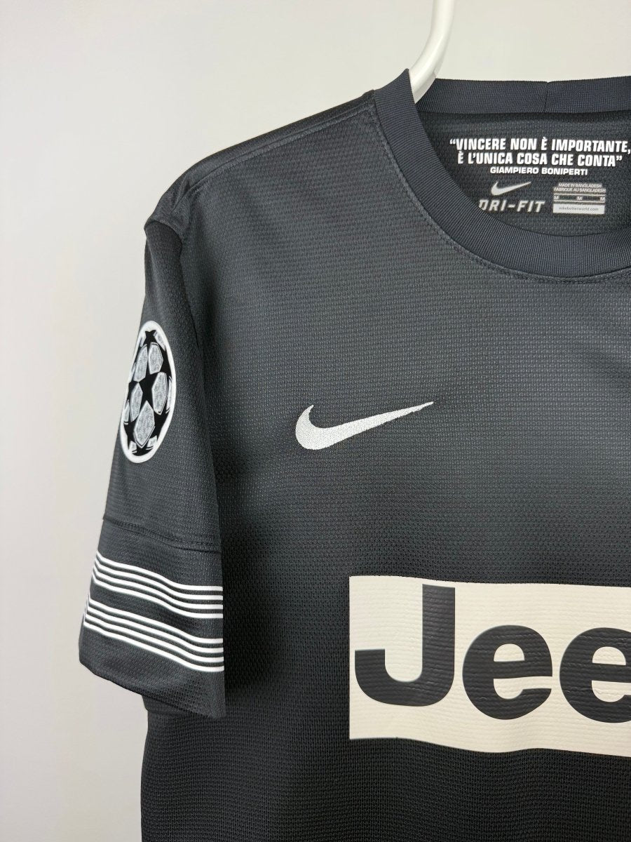 Andrea Pirlo - Juventus 2012/13 away shirt ๐ฎ๐น