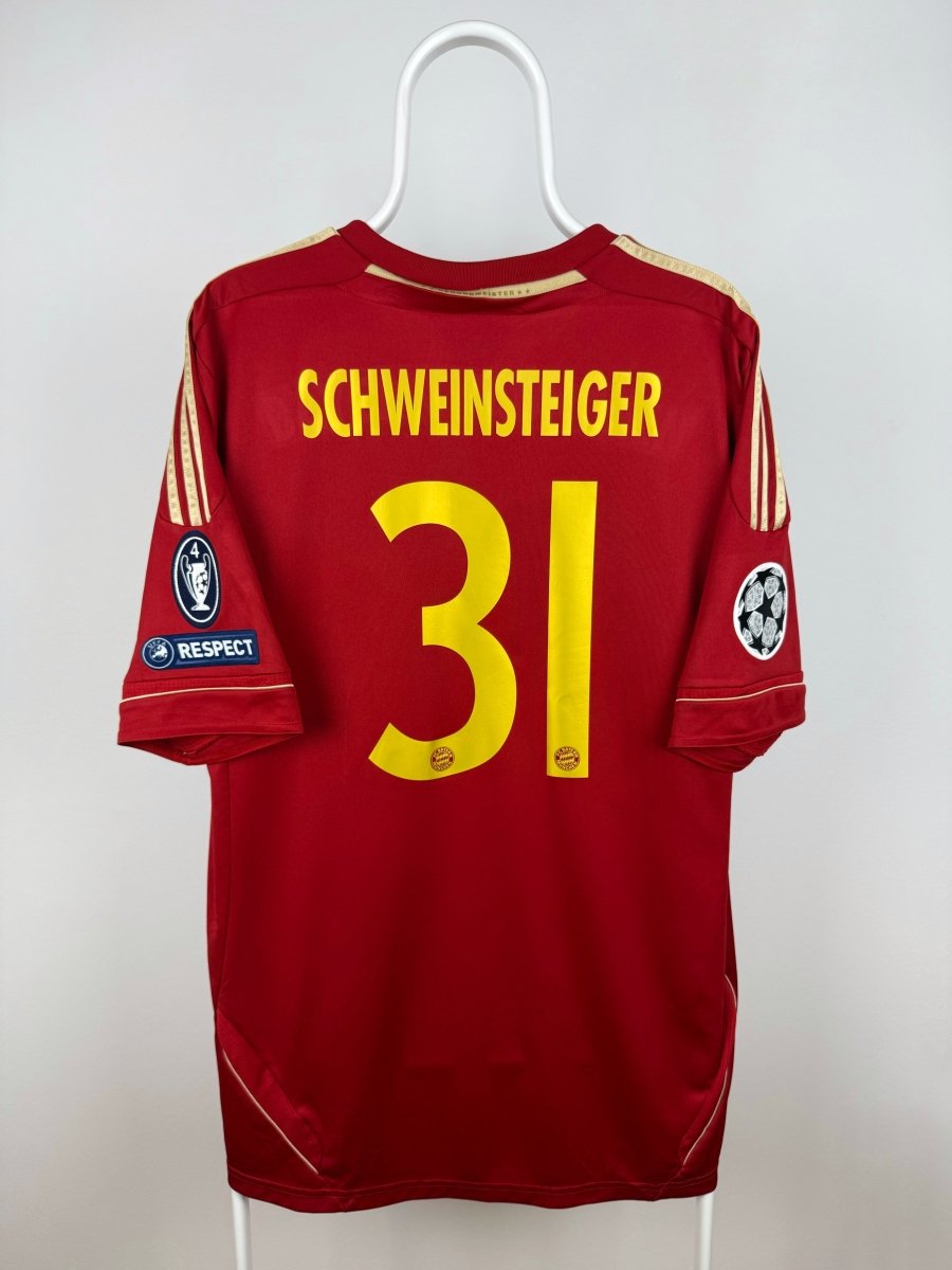 Bastian Schweinsteiger - Bayern Munich 2011/12 home shirt π©πͺ