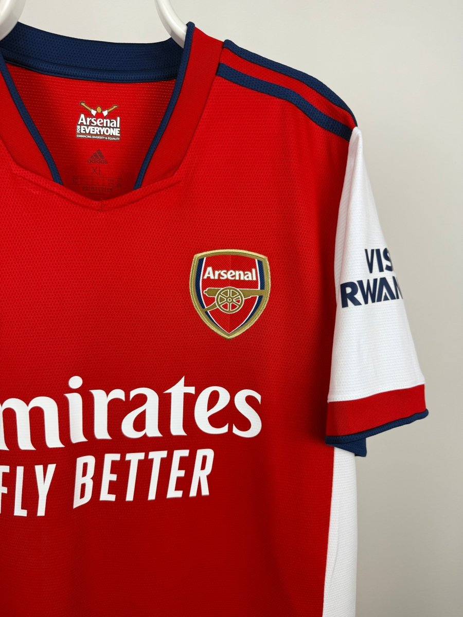 Bukayo Saka - Arsenal 2021/22 home shirt ๐ด๓ ง๓ ข๓ ฅ๓ ฎ๓ ง๓ ฟ