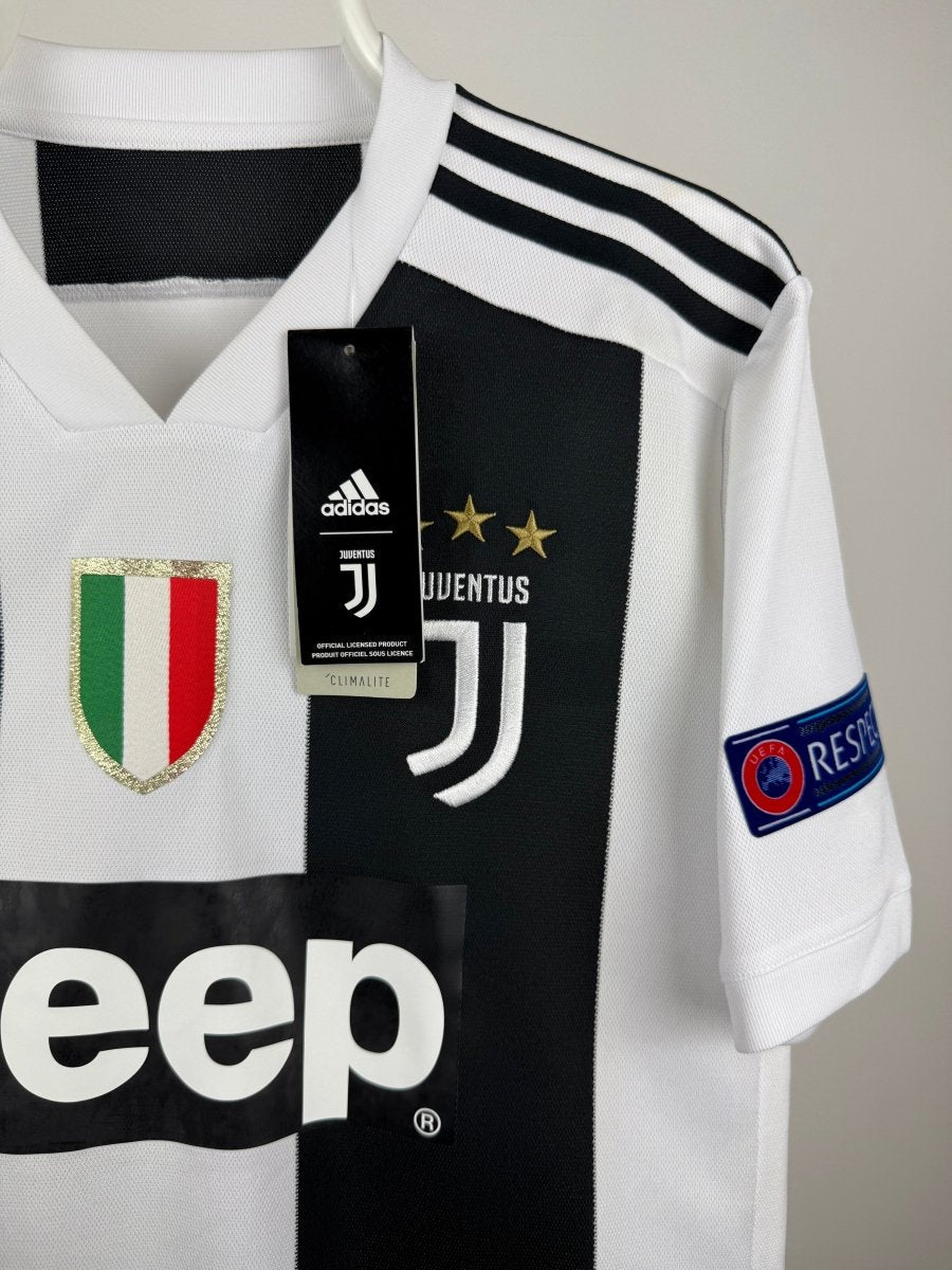 Cristiano Ronaldo - Juventus 2018/19 home shirt π΅πΉ
