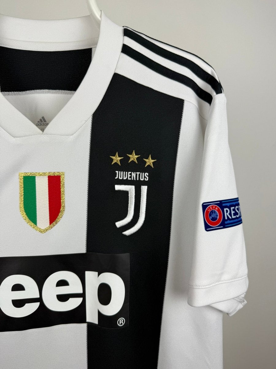 Cristiano Ronaldo - Juventus 2018/19 home shirt π΅πΉ