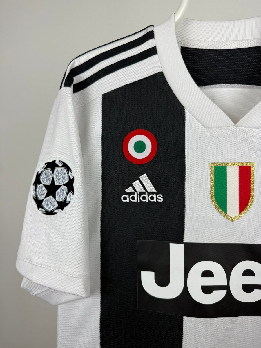 Cristiano Ronaldo - Juventus 2018/19 home shirt π΅πΉ