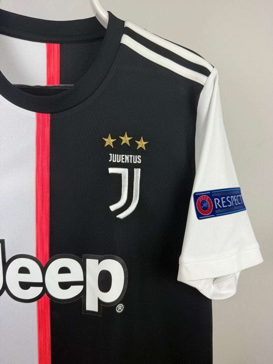 Cristiano Ronaldo - Juventus 2019/20 home jersey π΅πΉ