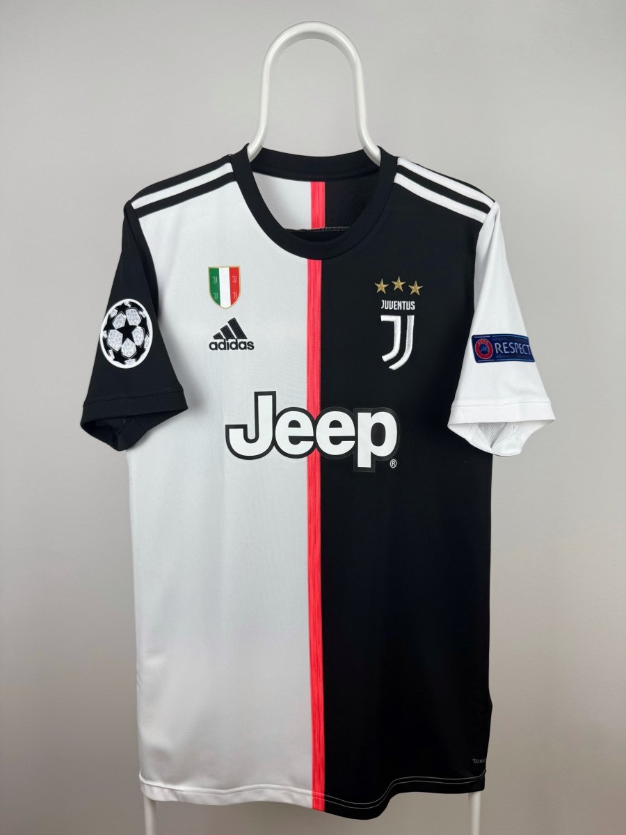 Cristiano Ronaldo - Juventus 2019/20 home jersey π΅πΉ