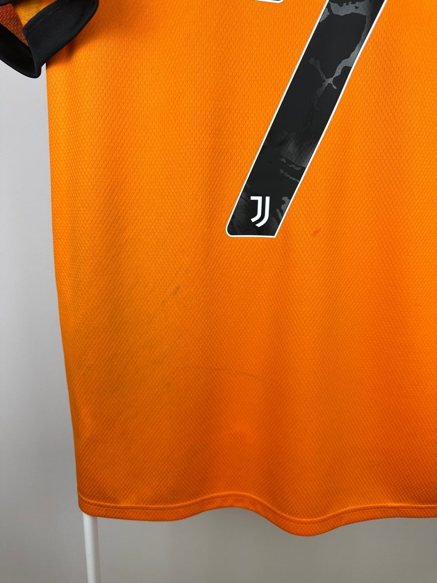 Cristiano Ronaldo - Juventus 2020/21 away shirt π΅πΉ