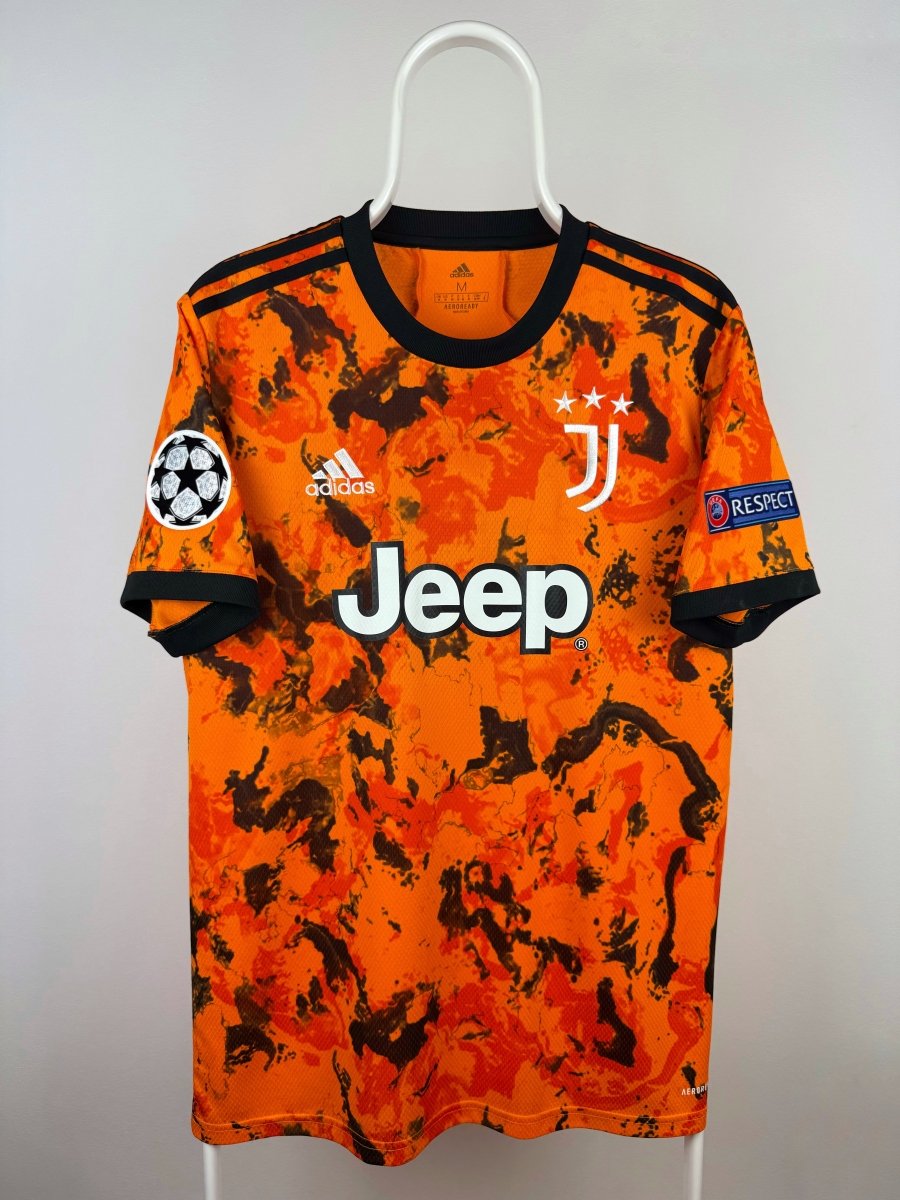 Cristiano Ronaldo - Juventus 2020/21 away shirt π΅πΉ