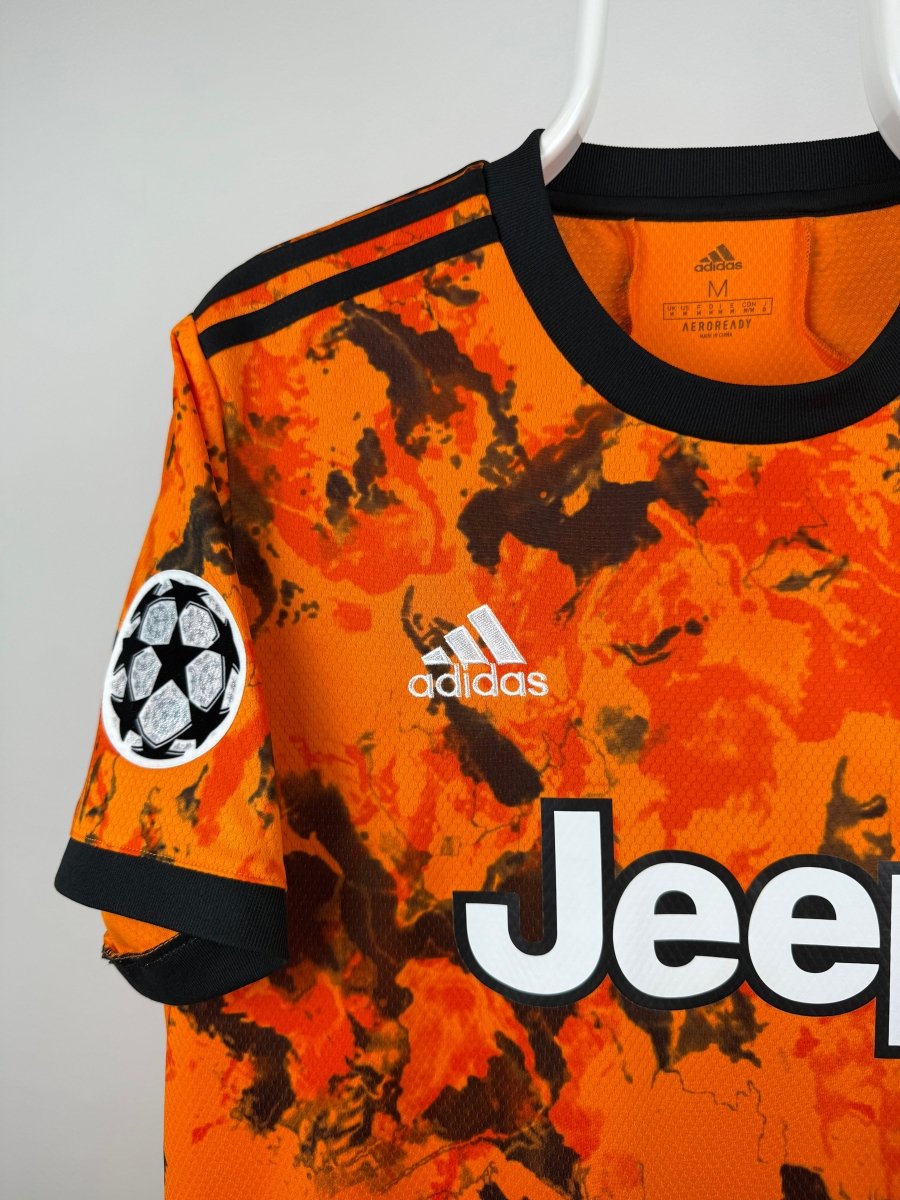 Cristiano Ronaldo - Juventus 2020/21 away shirt π΅πΉ