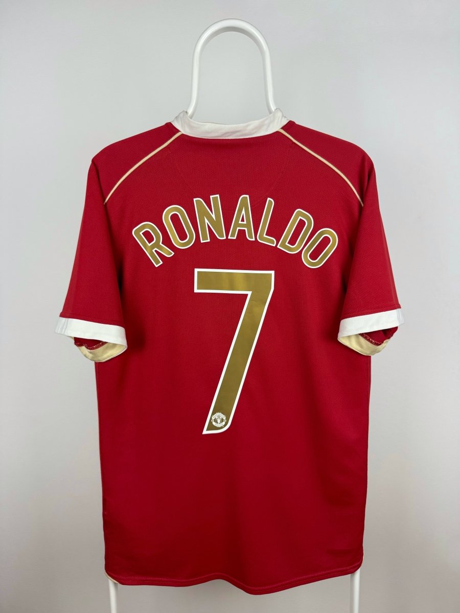 Cristiano Ronaldo - Manchester United 2006/07 home jersey π΅πΉ