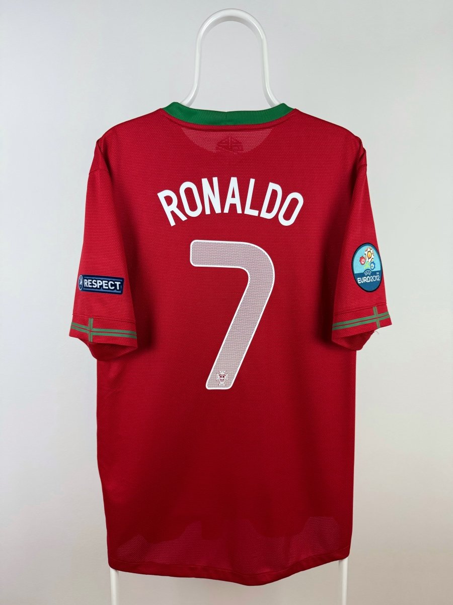 Cristiano Ronaldo - Portugal 2012 home shirt 🇵🇹