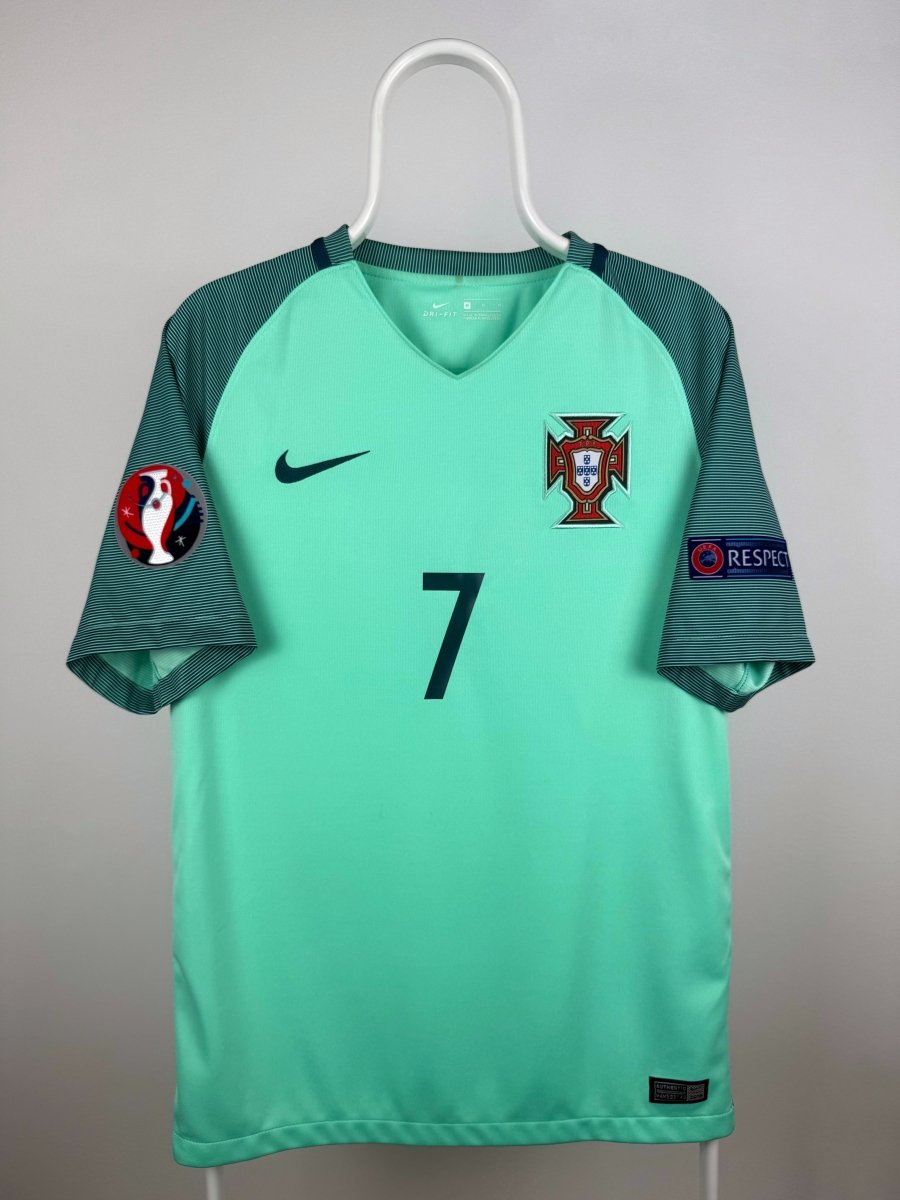 Cristiano Ronaldo - Portugal 2016 away shirt π΅πΉ