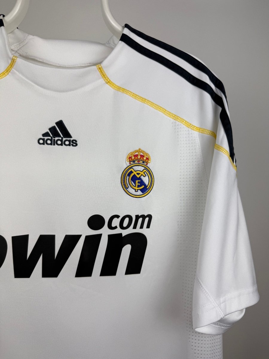 Cristiano Ronaldo - Real Madrid 2009/10 home shirt π΅πΉ