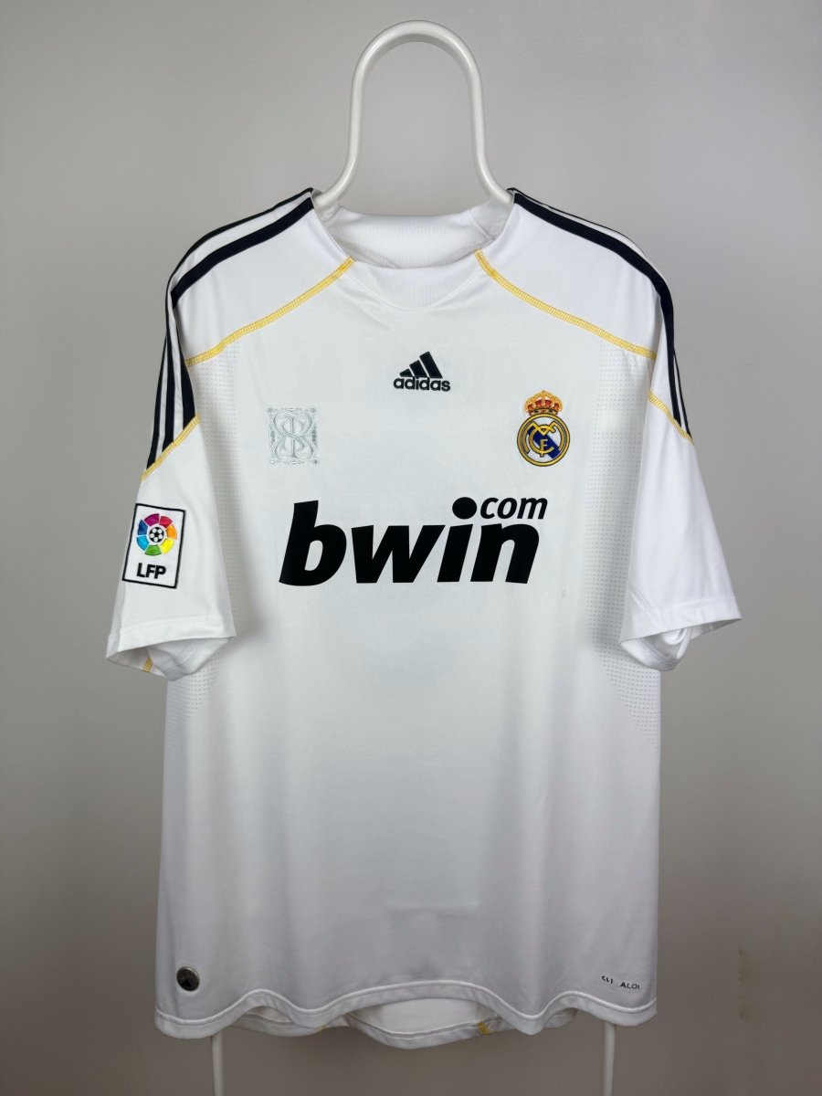 Cristiano Ronaldo - Real Madrid 2009/10 home shirt π΅πΉ
