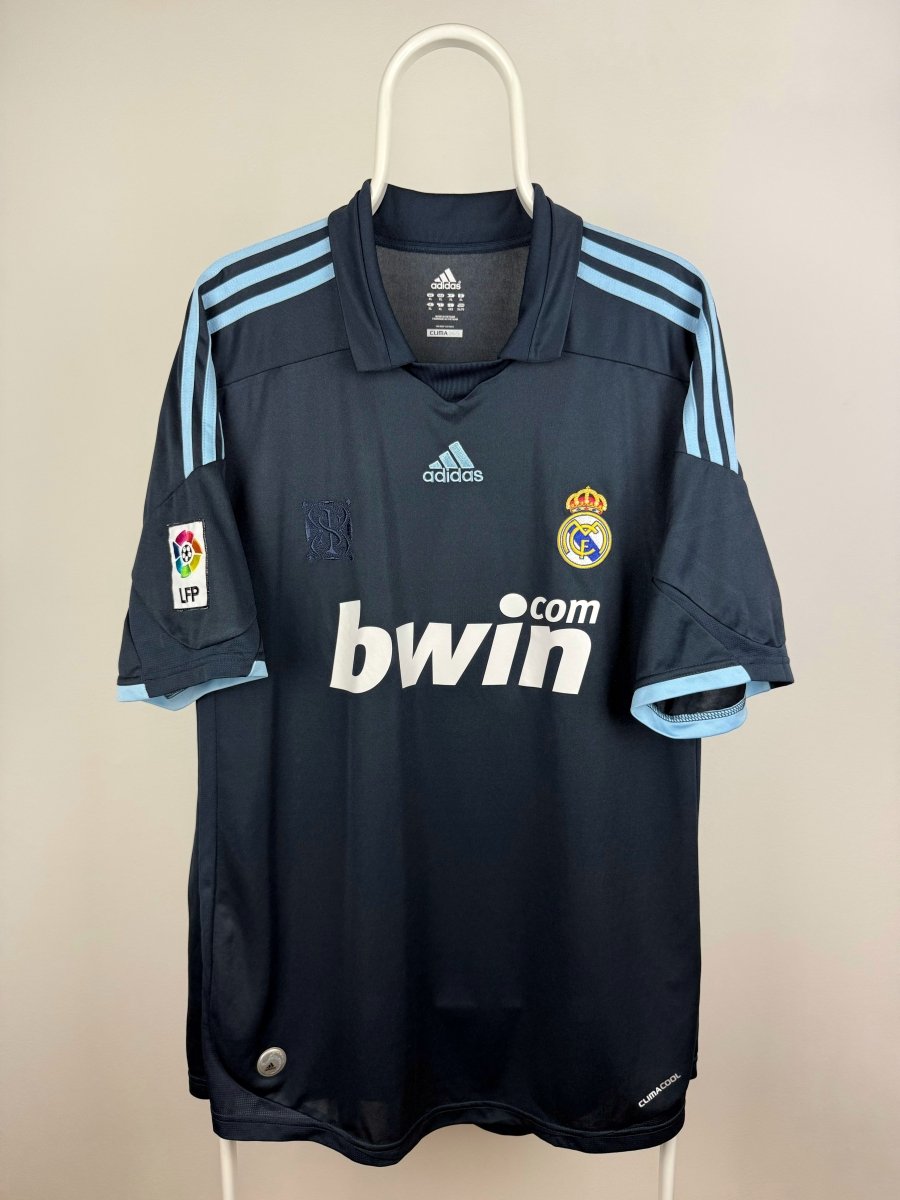 Cristiano Ronaldo - Real Madrid 2009/10 away shirt π΅πΉ
