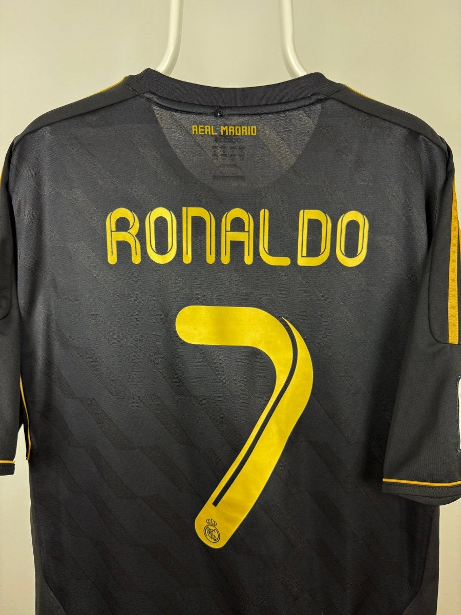 Cristiano Ronaldo - Real Madrid 2011/12 away shirt π΅πΉ