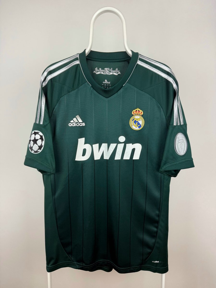 Cristiano Ronaldo - Real Madrid 2012/13 Away Shirt π΅πΉ