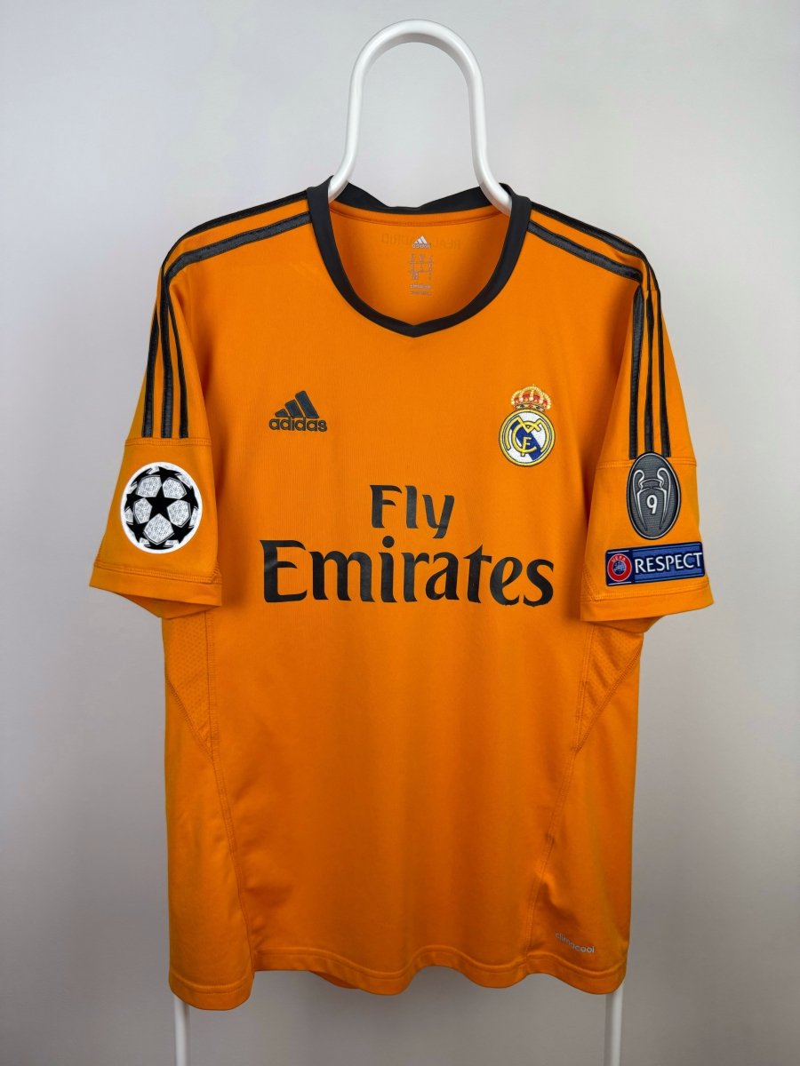 Cristiano Ronaldo - Real Madrid 2013/14 Away Shirt π΅πΉ