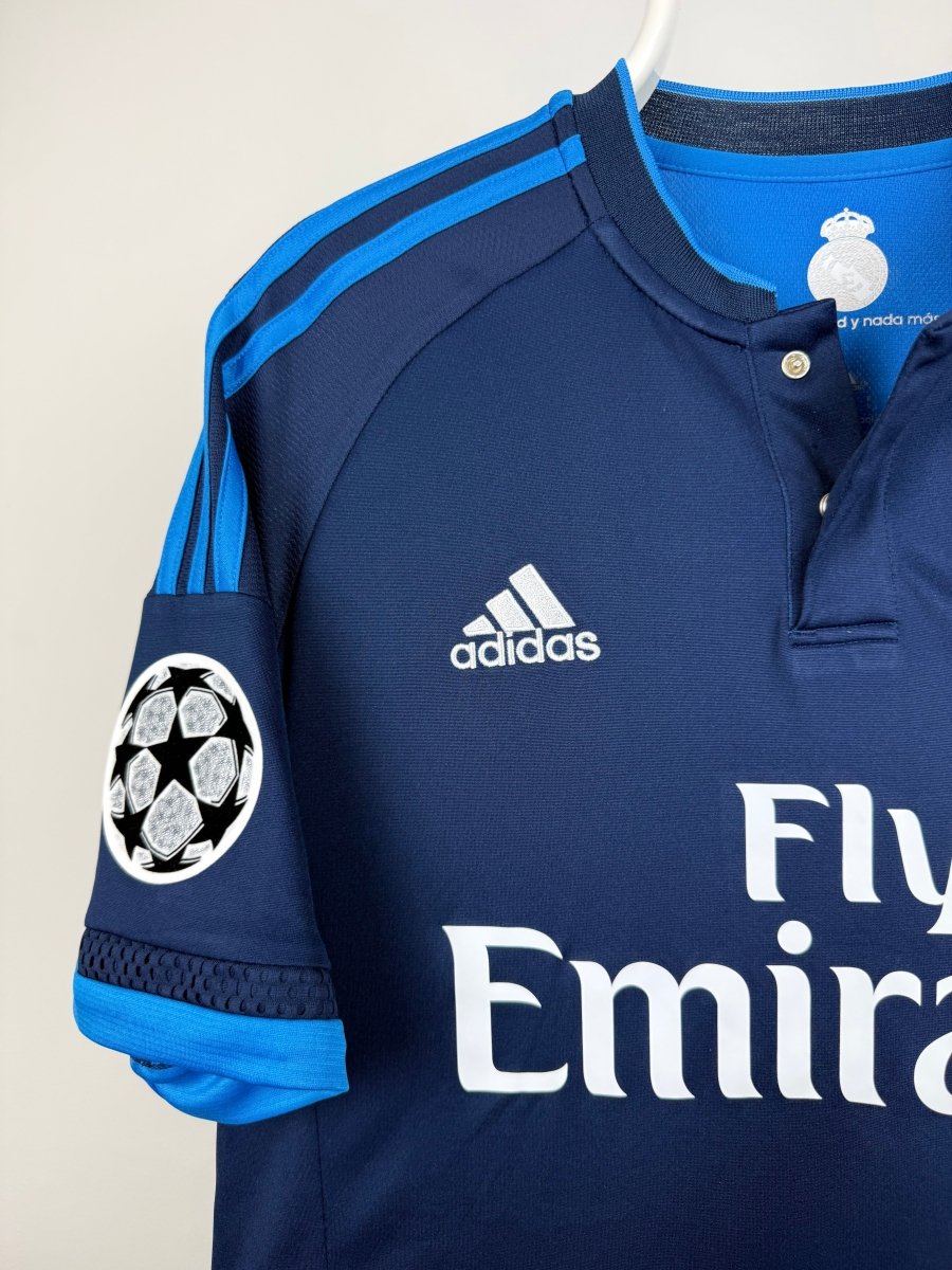 Cristiano Ronaldo - Real Madrid 2015/16 Away Shirt π΅πΉ
