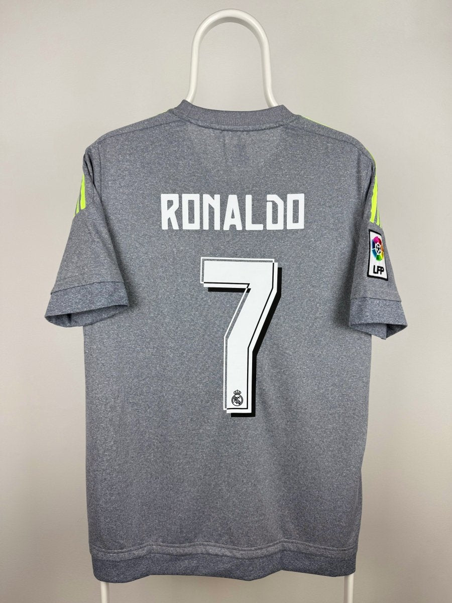 Cristiano Ronaldo - Real Madrid 2015/16 Away Shirt π΅πΉ