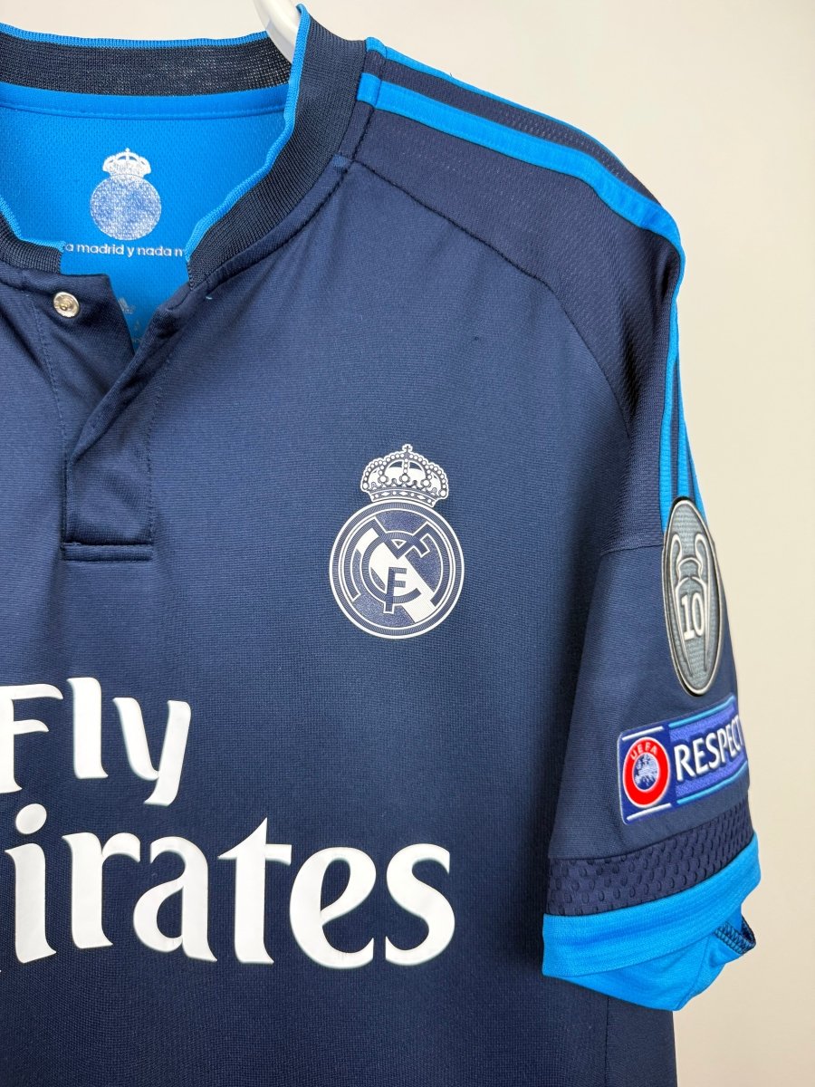 Cristiano Ronaldo - Real Madrid 2015/16 away shirt π΅πΉ