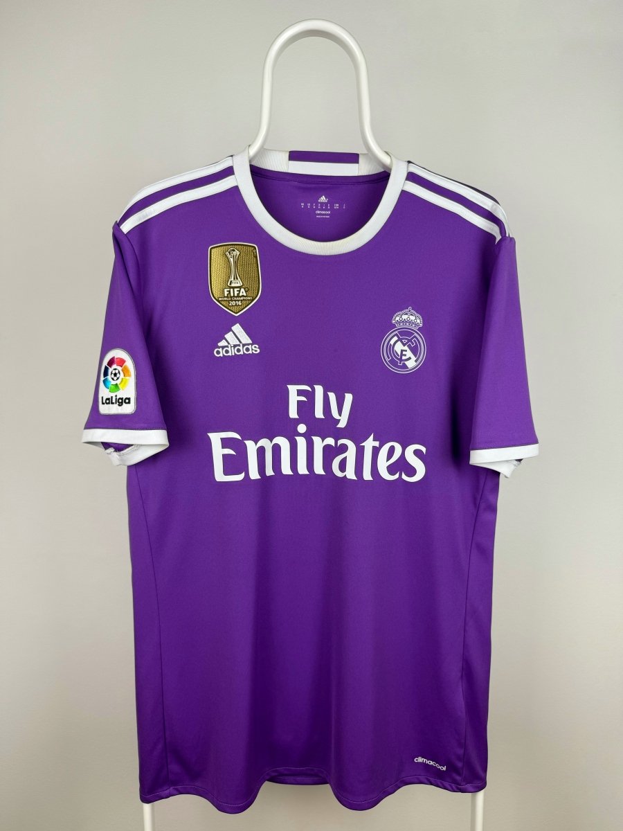 Cristiano Ronaldo - Real Madrid 2016/17 Away Shirt π΅πΉ