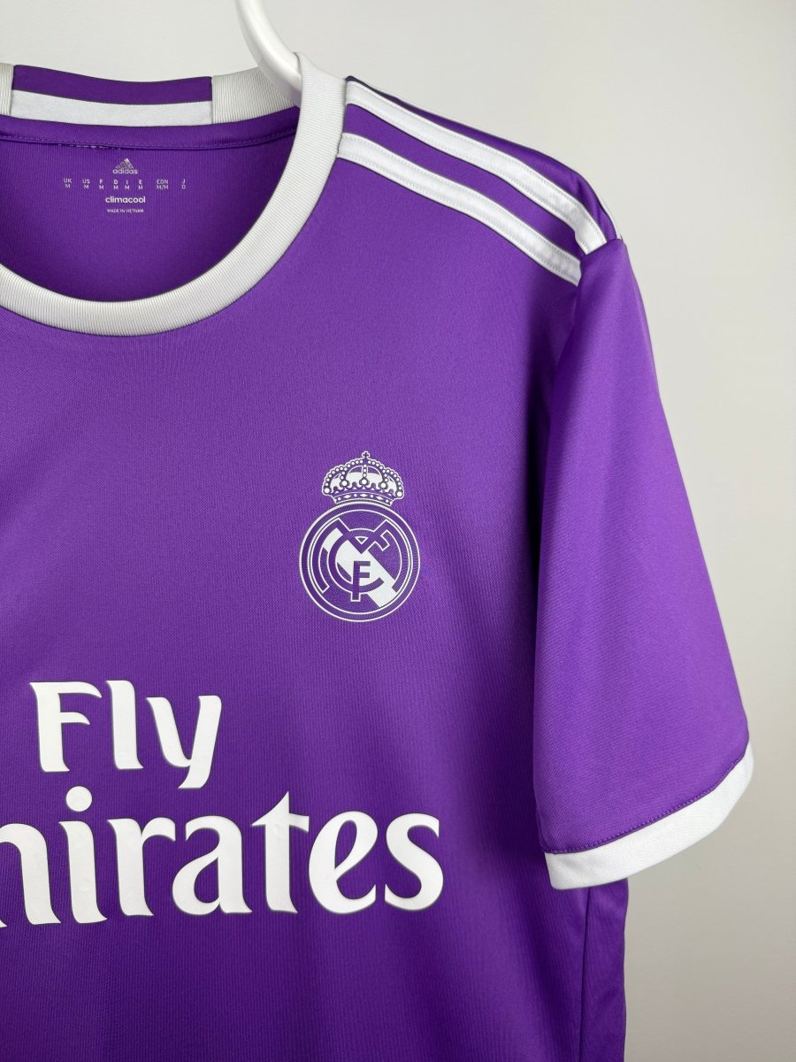 Cristiano Ronaldo - Real Madrid 2016/17 Away Shirt π΅πΉ