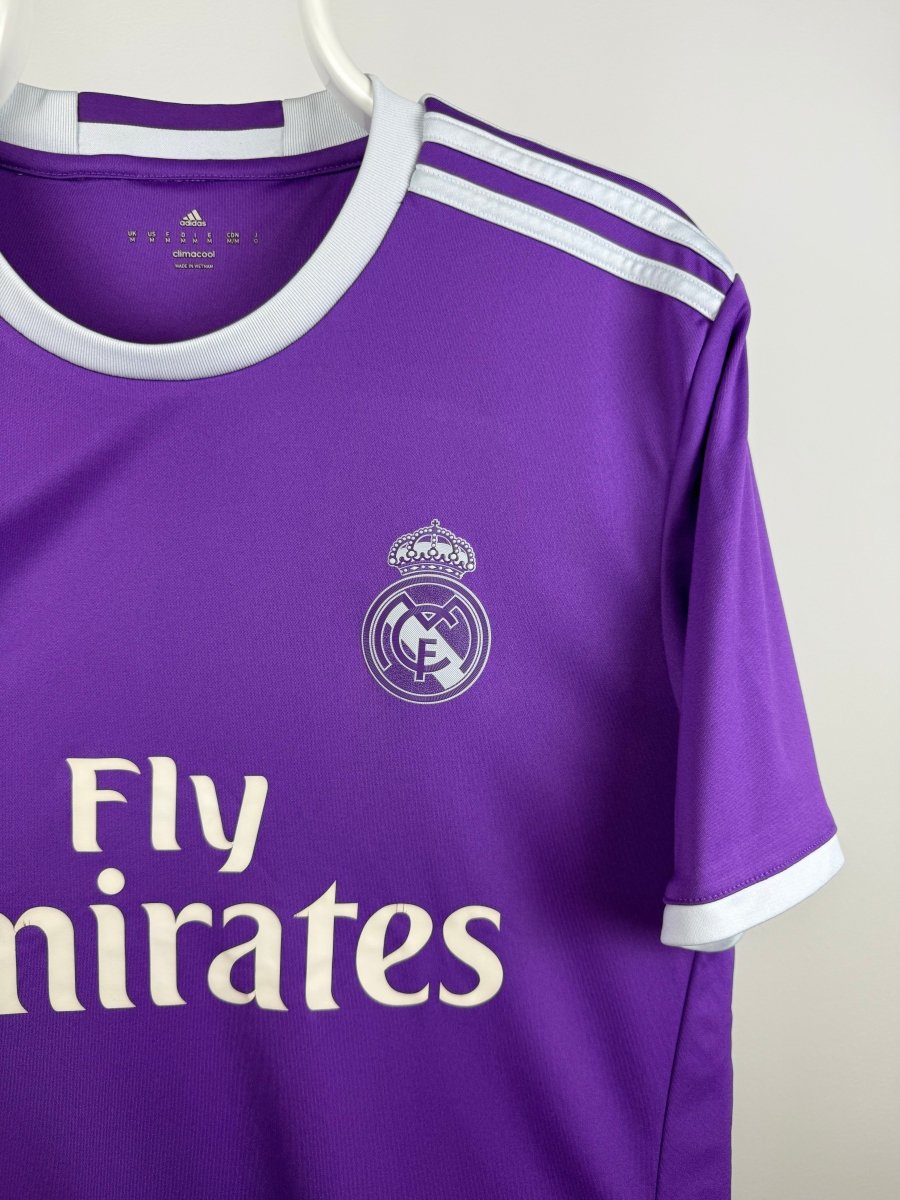 Cristiano Ronaldo - Real Madrid 2016/17 Away Shirt π΅πΉ