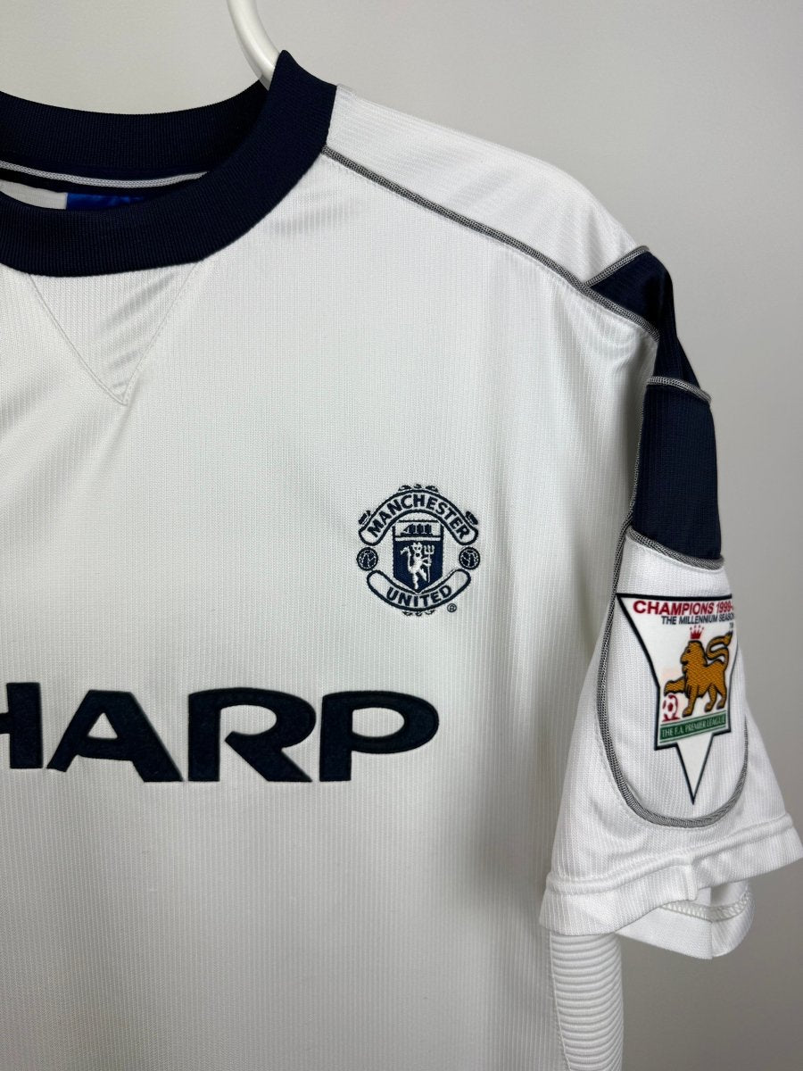 David Beckham - Manchester United 2000/01 Away Shirt ๐ด๓ ง๓ ข๓ ฅ๓ ฎ๓ ง๓ ฟ