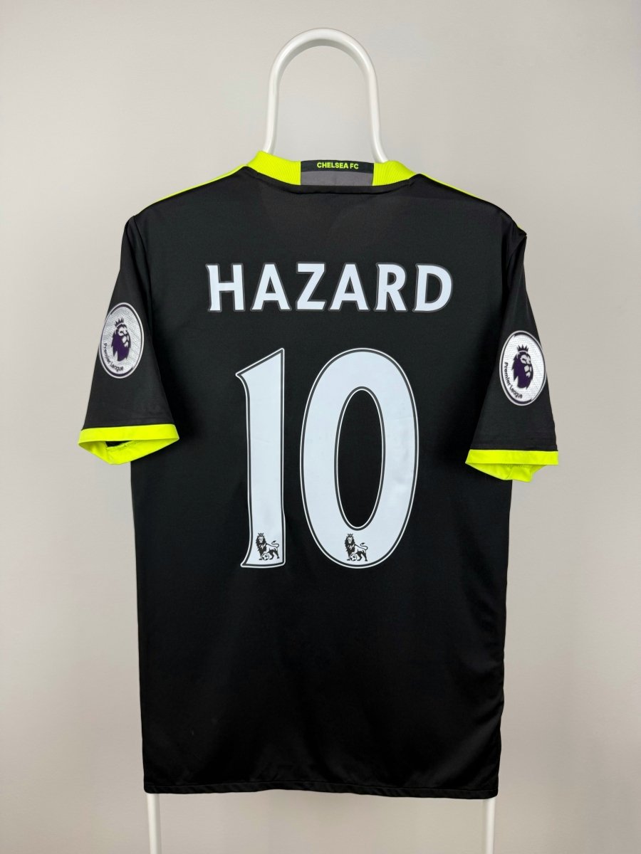 Eden Hazard - Chelsea 2016/17 away shirt π§πͺ