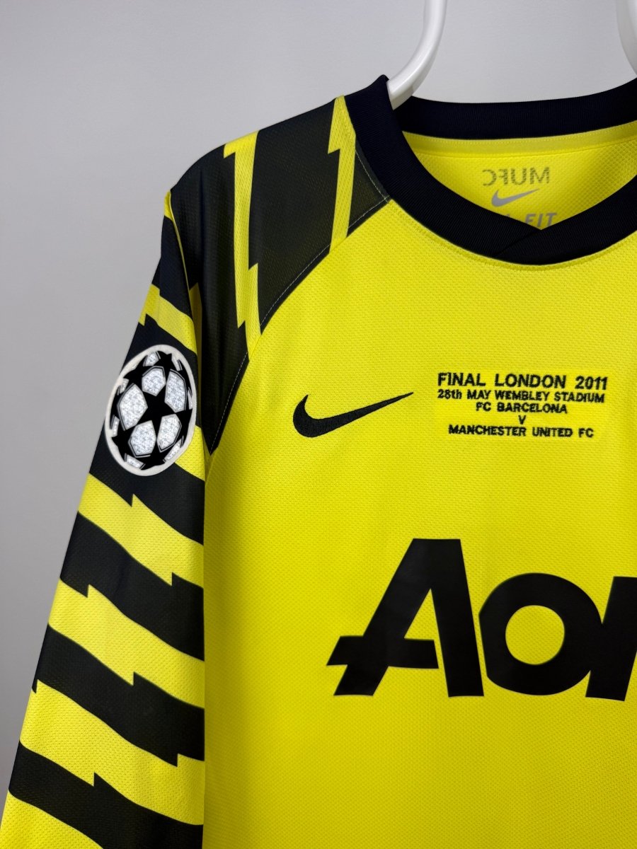 Edwin Van Der Sar - Manchester United 2010/11 Final Shirt