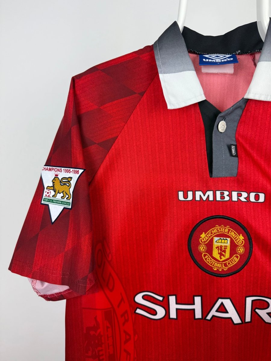 Eric Cantona - Manchester United 1997/98 home shirt π«π·