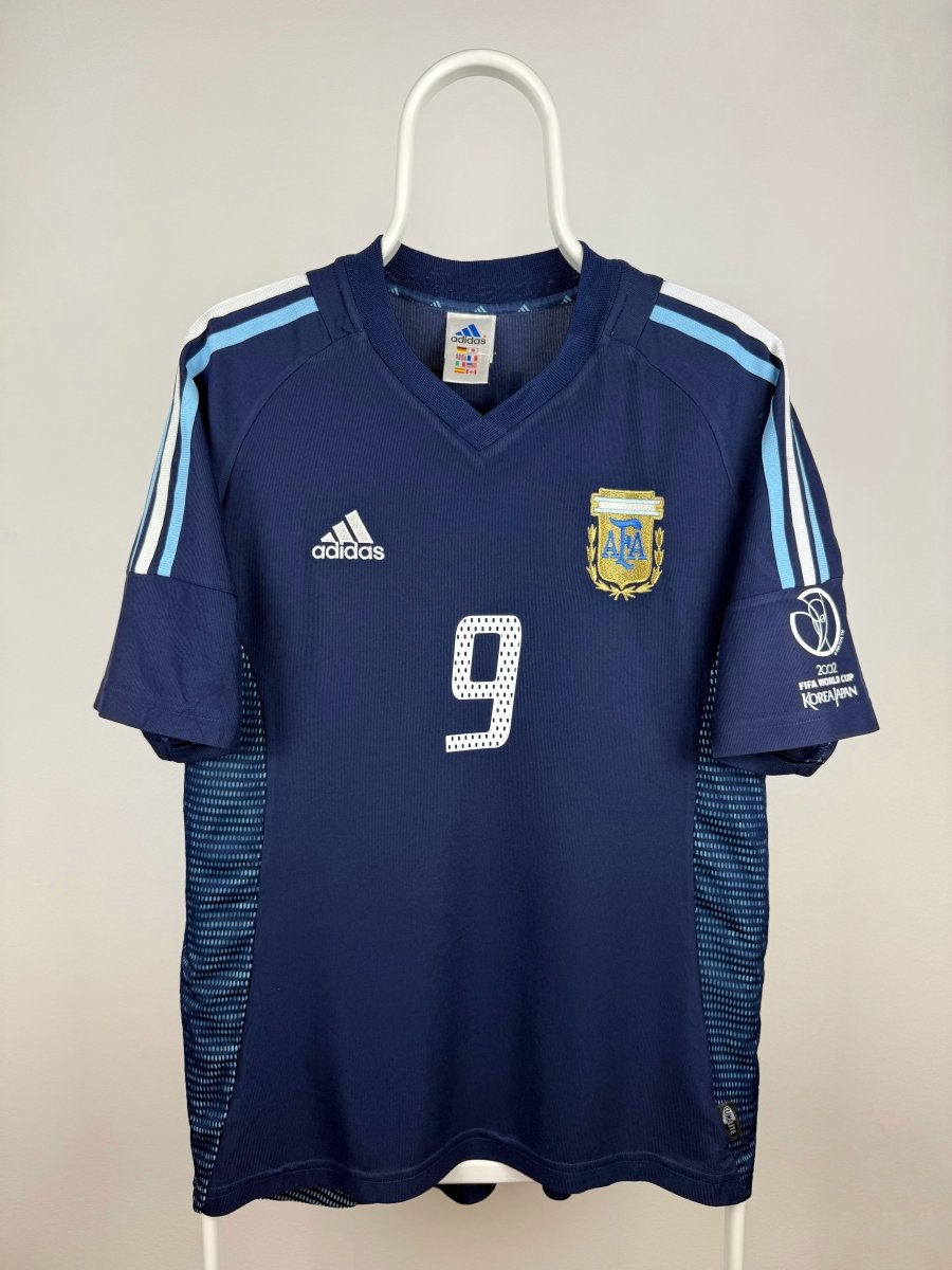Gabriel Batistuta - Argentina 2002 away shirt π¦π·
