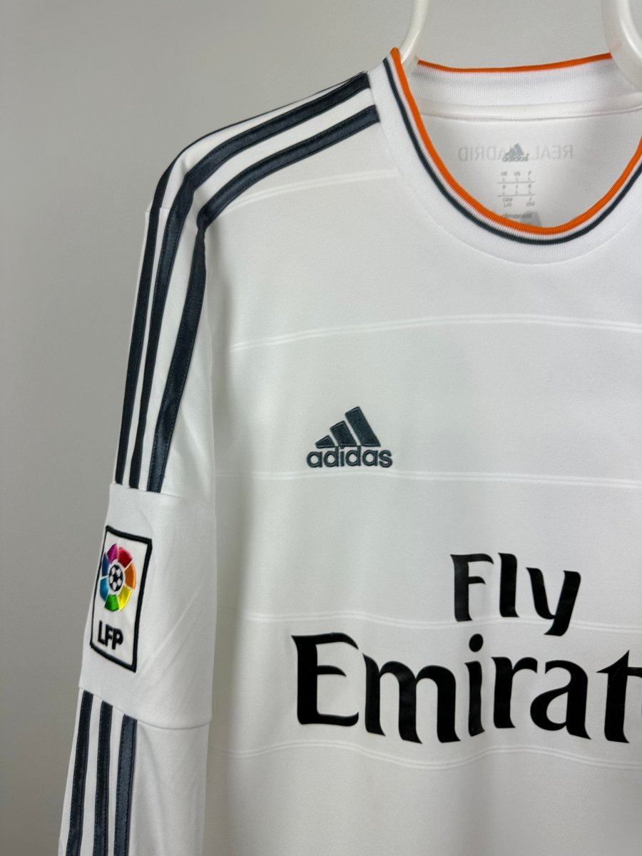 Gareth Bale - Real Madrid 2013/14 home shirt ๐ด๓ ง๓ ข๓ ฅ๓ ฎ๓ ง๓ ฟ