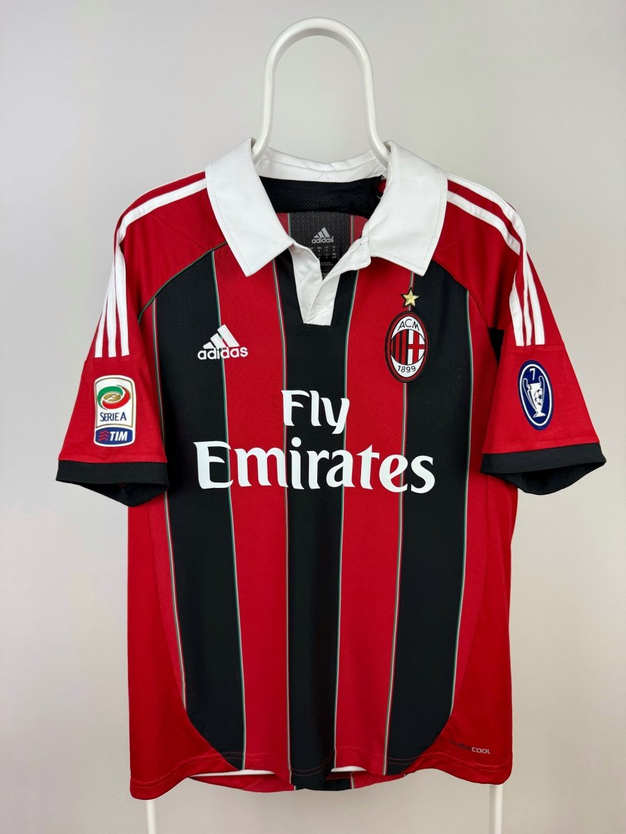 Gennaro Gattuso - AC Milan 2012/13 home shirt ๐ฎ๐น