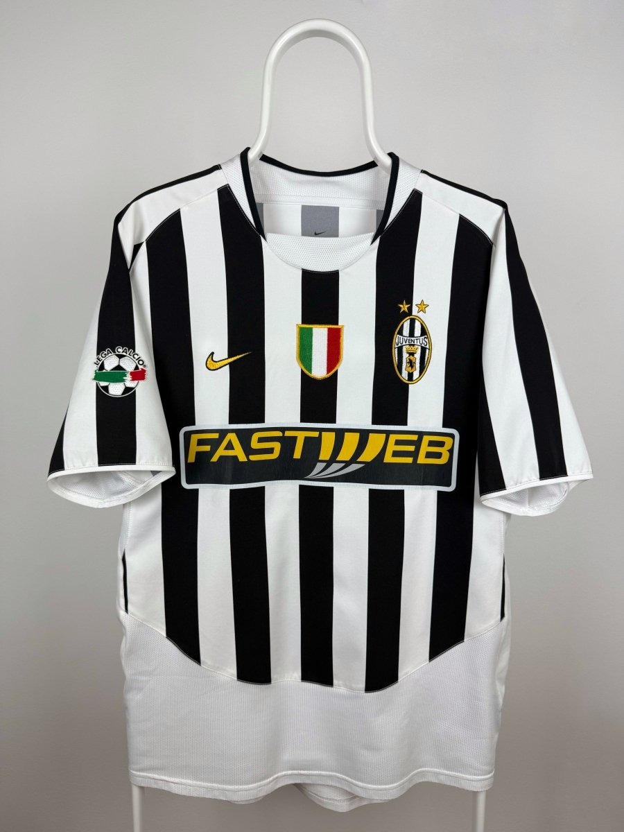 Gianluigi Buffon - Juventus 2003/04 home shirt ๐ฎ๐น