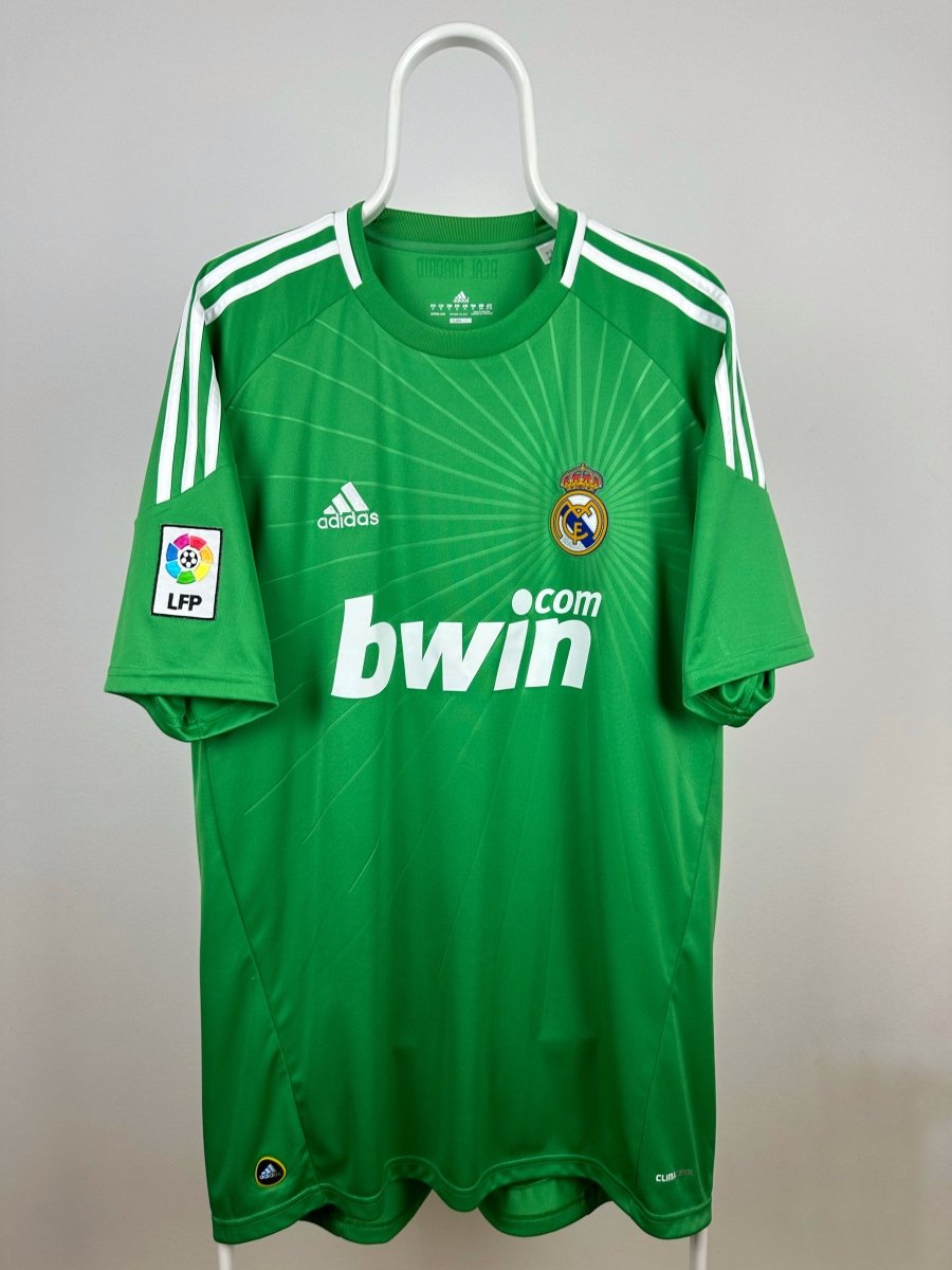 Iker Casilias - Real Madrid 2010/11 home shirt πͺπΈ