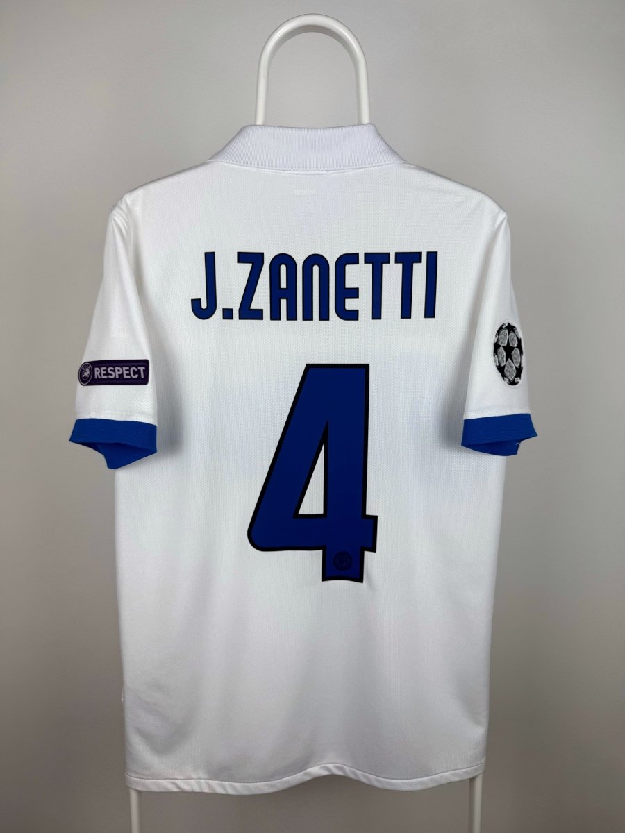 Javier Zanetti - Inter 2009/10 away shirt π¦π·