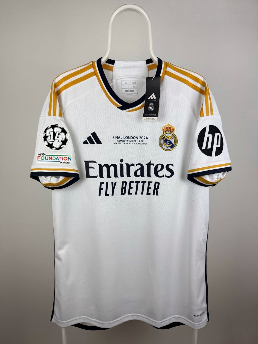 Jude Bellingham - Real Madrid 2023/24 home shirt ๐ด๓ ง๓ ข๓ ฅ๓ ฎ๓ ง๓ ฟ
