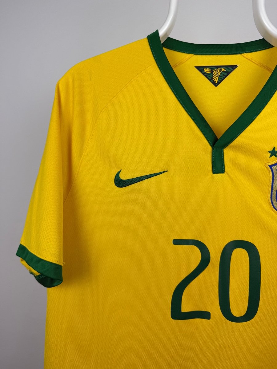 Kaka - Brazil 2014 home shirt π§π·