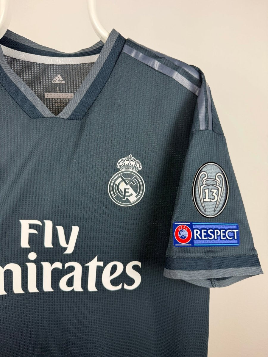 Karim Benzema - Real Madrid 2018/19 away shirt AUTHENTIC π«π·