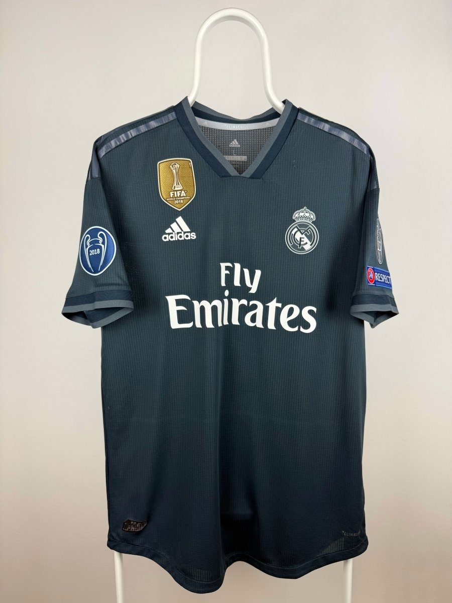 Karim Benzema - Real Madrid 2018/19 away shirt AUTHENTIC π«π·