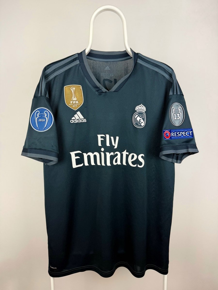 Karim Benzema - Real Madrid 2018/19 away shirt π«π·