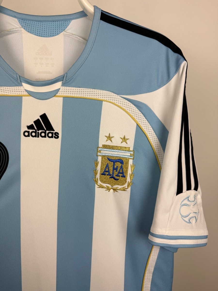 Lionel Messi - Argentina 2006 home shirt π¦π·