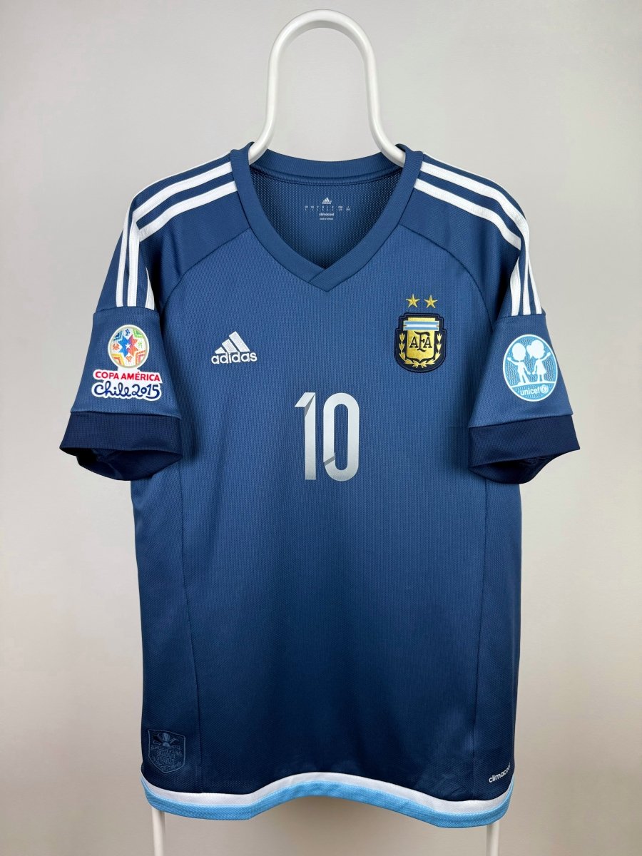 Lionel Messi - Argentina 2015 away shirt π¦π·