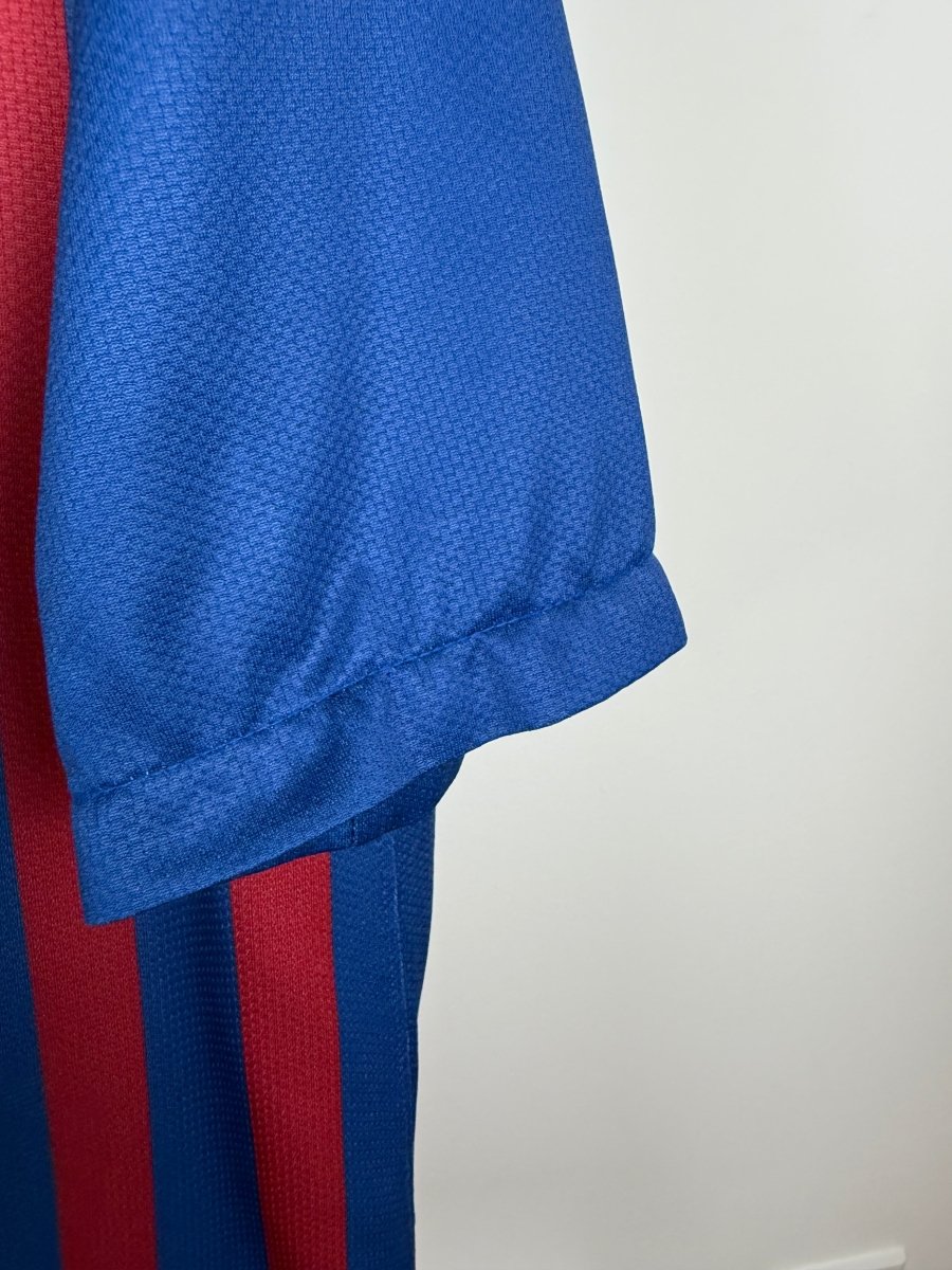 Lionel Messi - FC Barcelona 2011/12 home shirt π¦π·
