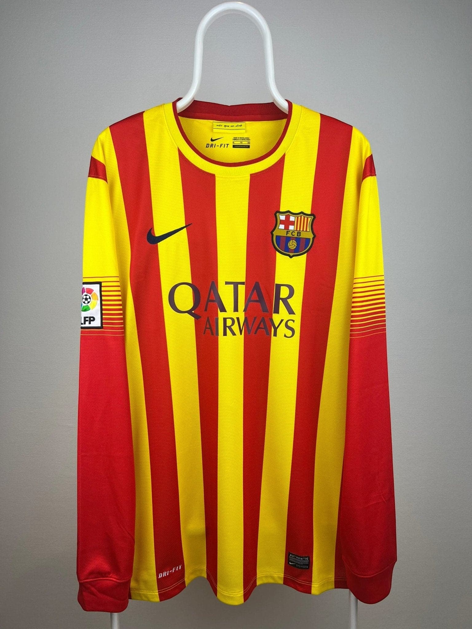Lionel Messi - FC Barcelona 2013/14 Away Shirt π¦π·