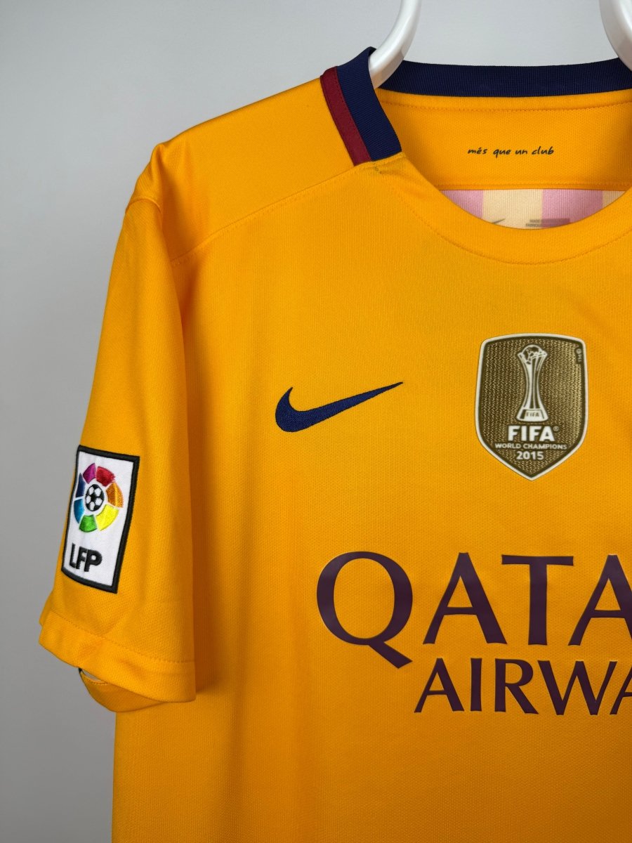 Lionel Messi - FC Barcelona 2015/16 Away Shirt π¦π·