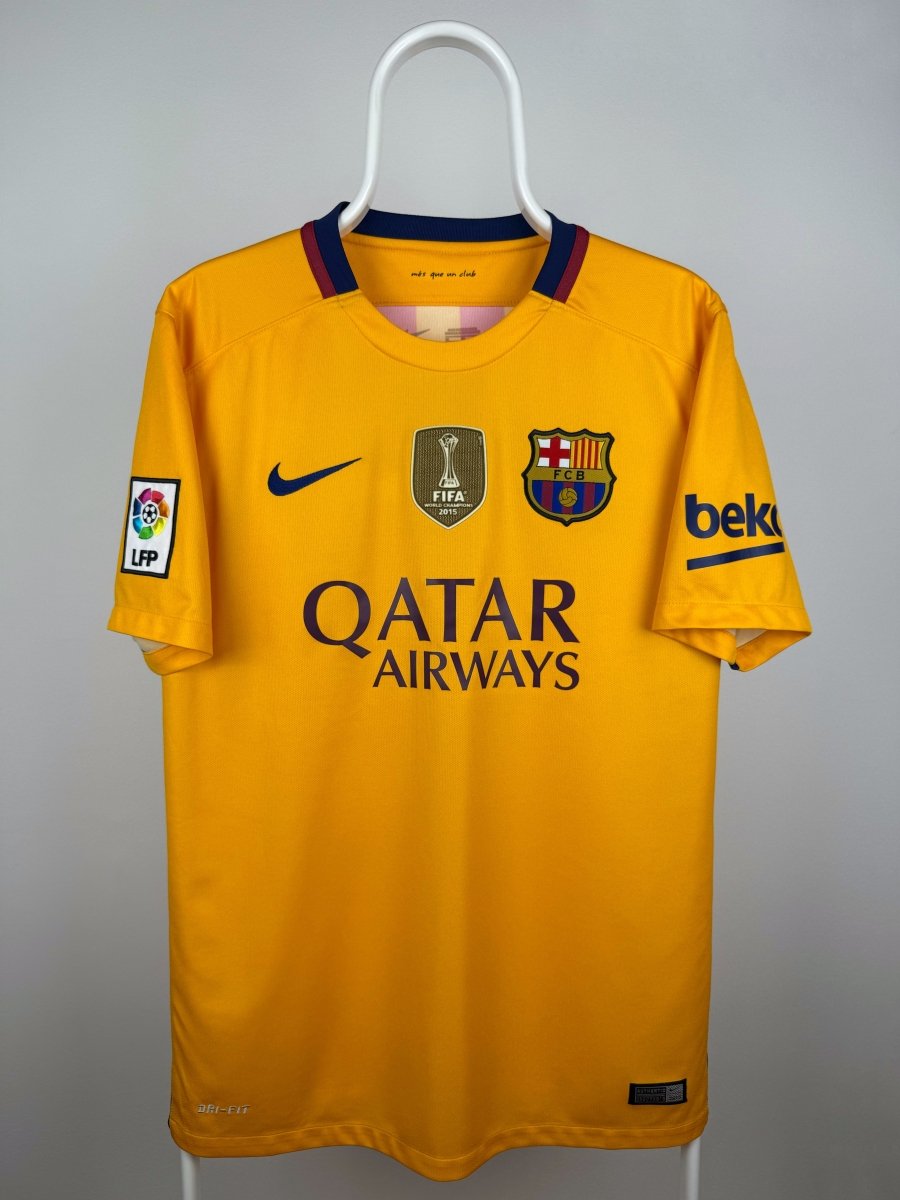 Lionel Messi - FC Barcelona 2015/16 Away Shirt π¦π·