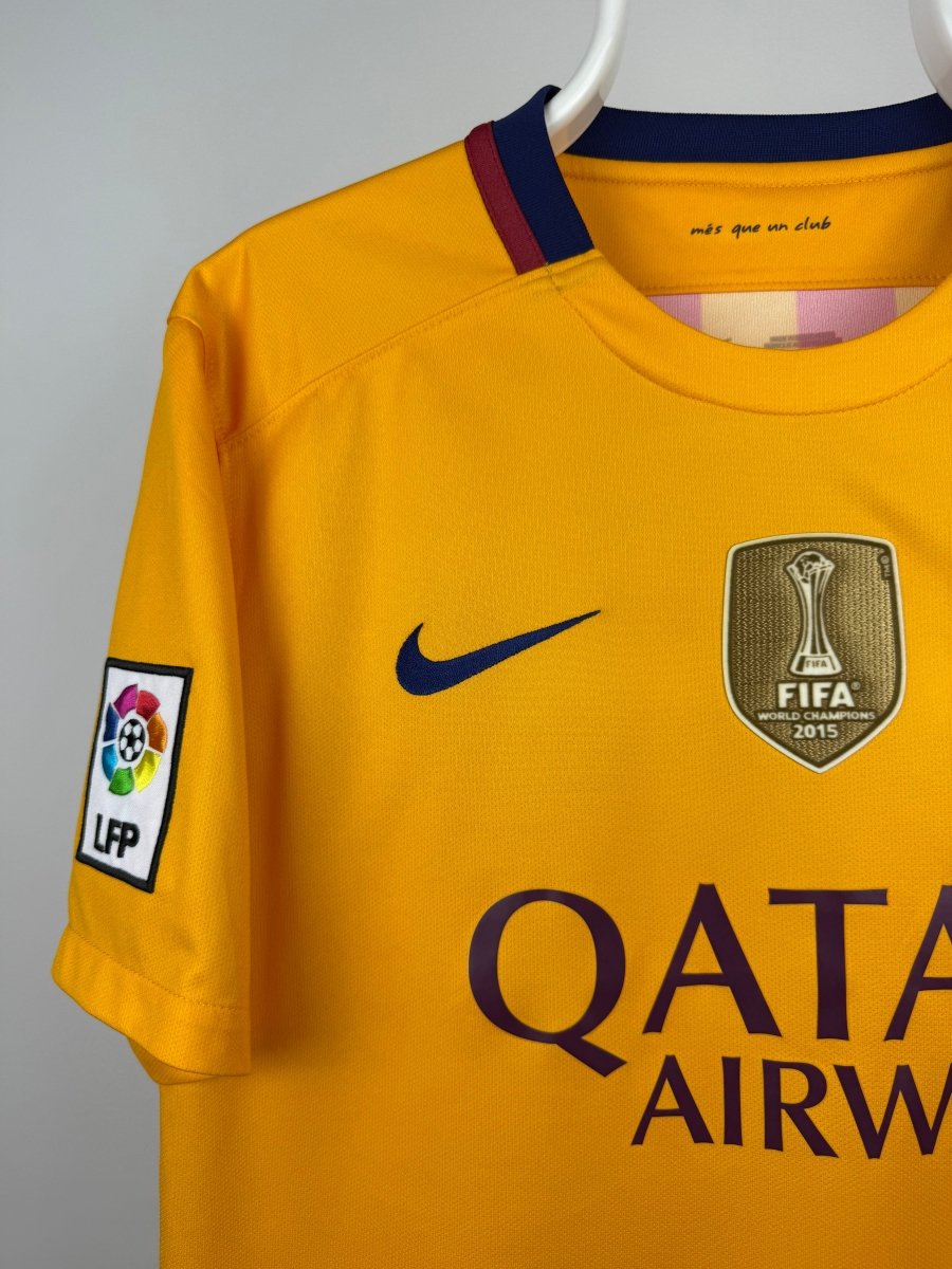 Lionel Messi - FC Barcelona 2015/16 Away Shirt π¦π·
